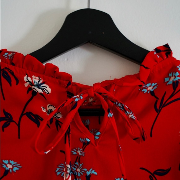 Red Floral Top - Picture 3 of 4